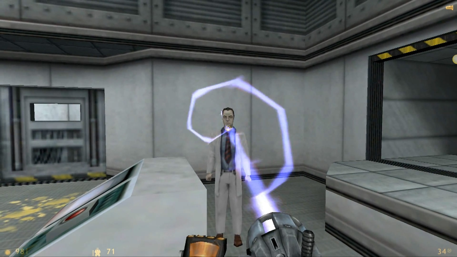 Half life пушка. Half Life Gluon Gun. Пылесос half Life 1. Half Life 1 Gluon Gun. Глюонная пушка Black Mesa.